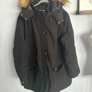 Men's Black Ski Parka with Faux-Fur Hood
